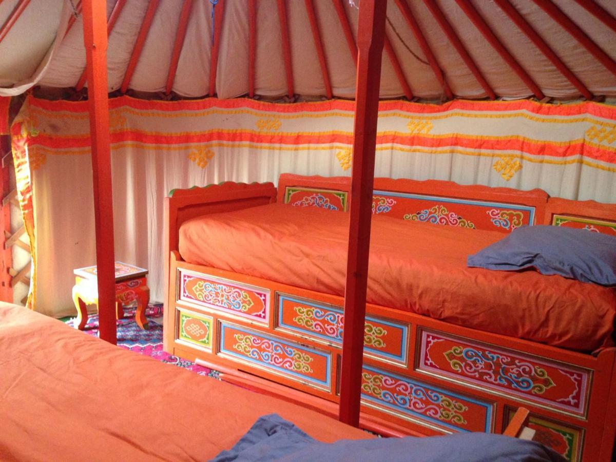 Yourte Mongole Huriel Exterior photo